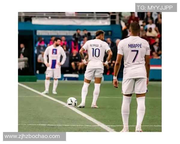 梅西、C罗、内马尔与姆巴佩的传奇足坛对决与未来展望